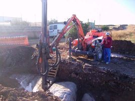 Escribano Obras y Servicios S.L. maquinaria para perforar